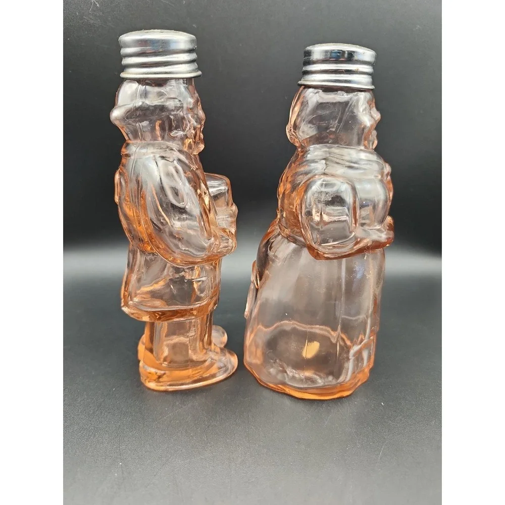 Vintage Pink Glass Mrs. Salt & Mr. Pepper Shaker Made In Taiwan